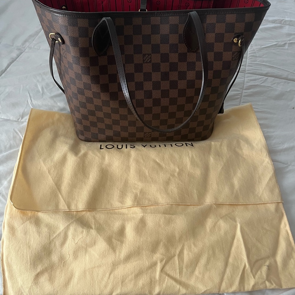 Louis Vuitton Dark Brown Checkered Tote .LV Neverfull MM.